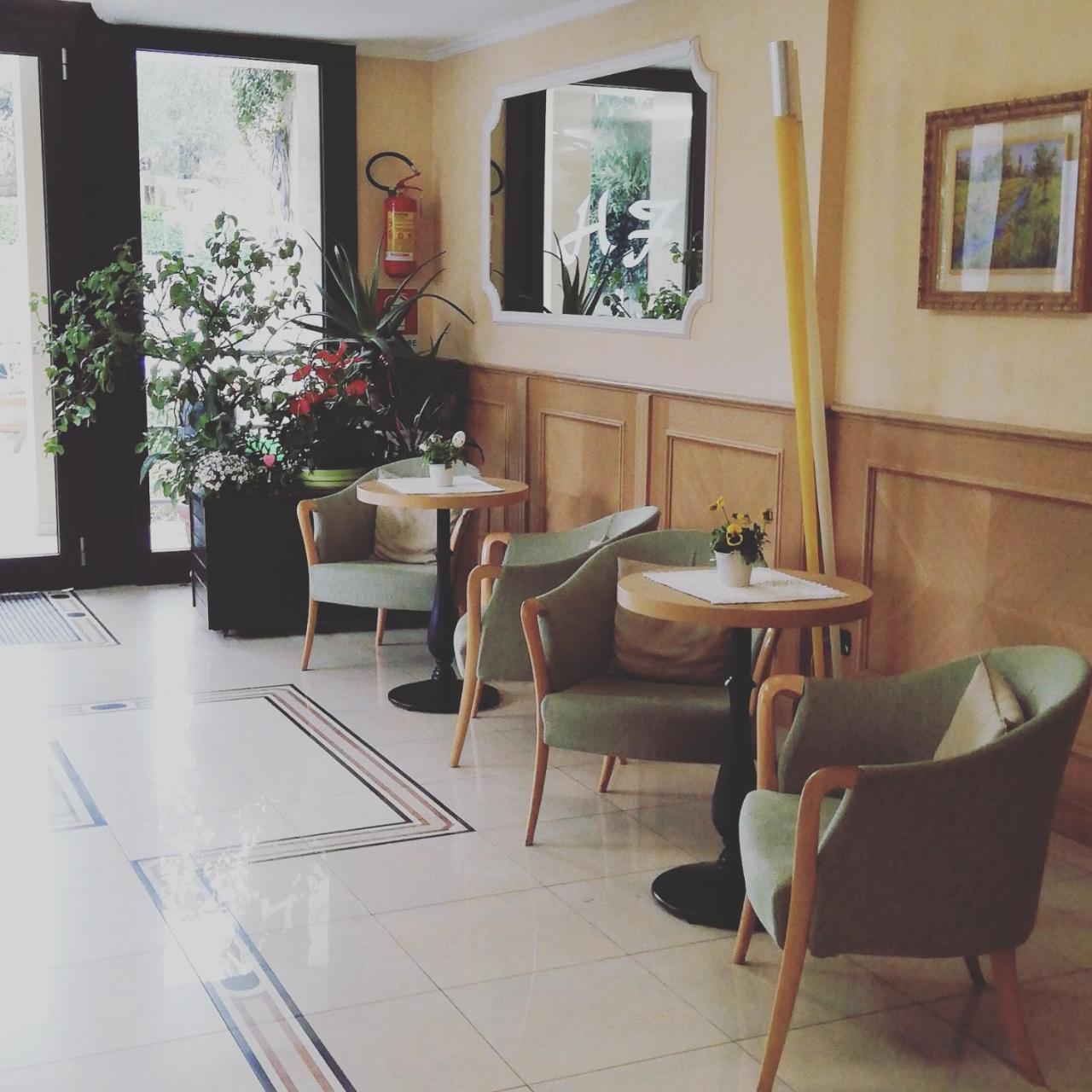 Hotel Fioroni Bellagio Bagian luar foto